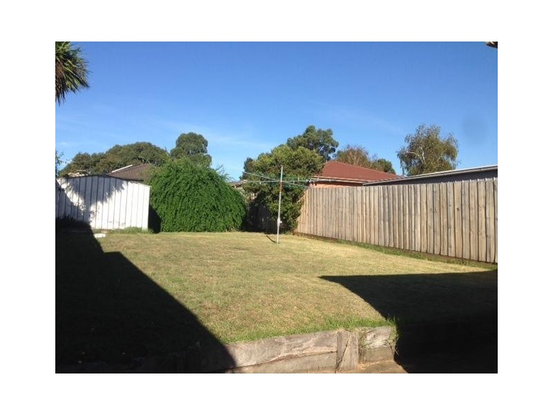 4b Boree Court, Berwick VIC 3806