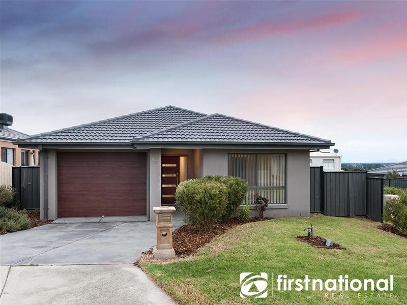 26 Bonneville Parade, Pakenham VIC 3810