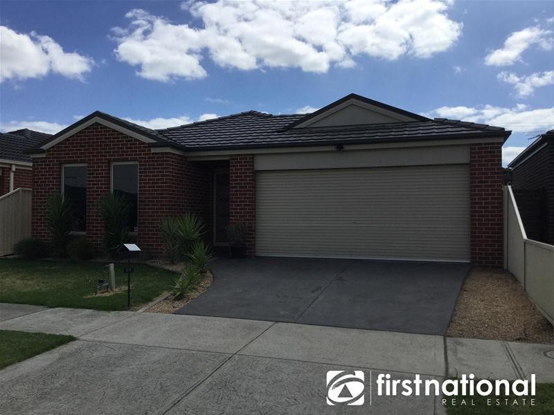 36 Salvia Avenue, Pakenham VIC 3810