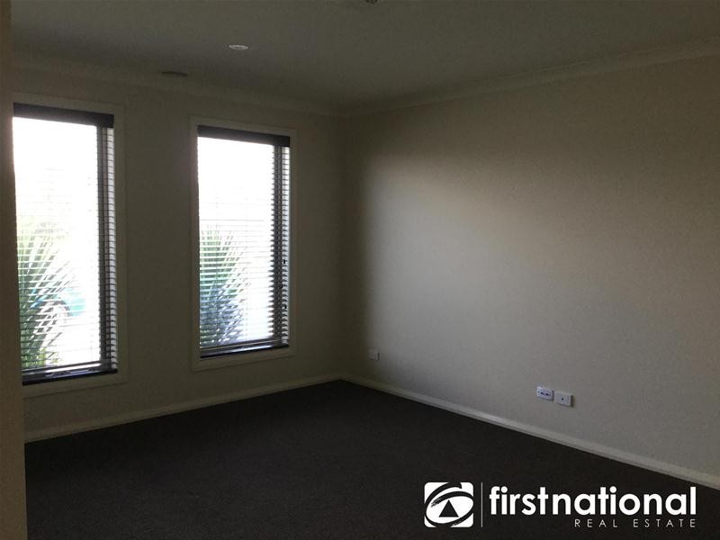 36 Salvia Avenue, Pakenham VIC 3810