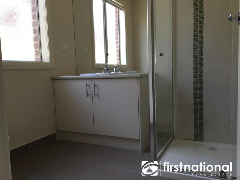 36 Salvia Avenue, Pakenham VIC 3810