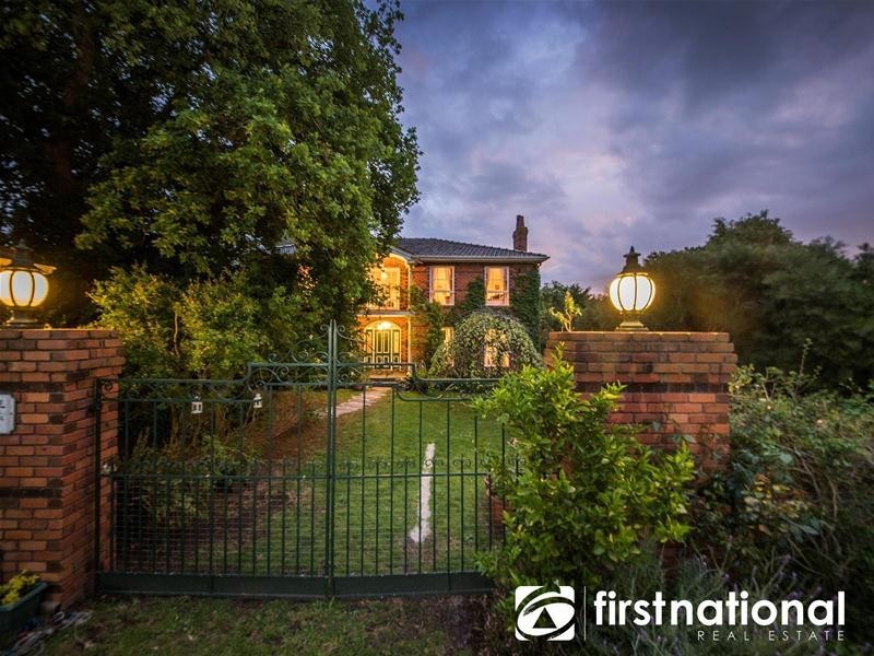 135 King Road, Harkaway VIC 3806