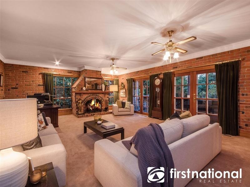 135 King Road, Harkaway VIC 3806