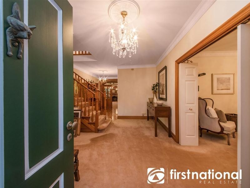 135 King Road, Harkaway VIC 3806