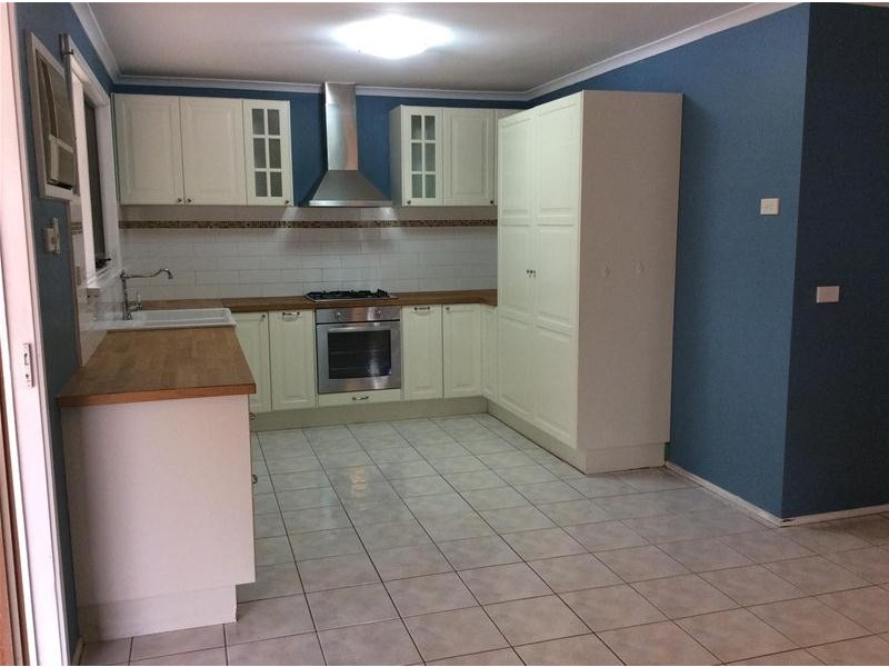 21 Pinnacle Way, Hampton Park VIC 3976