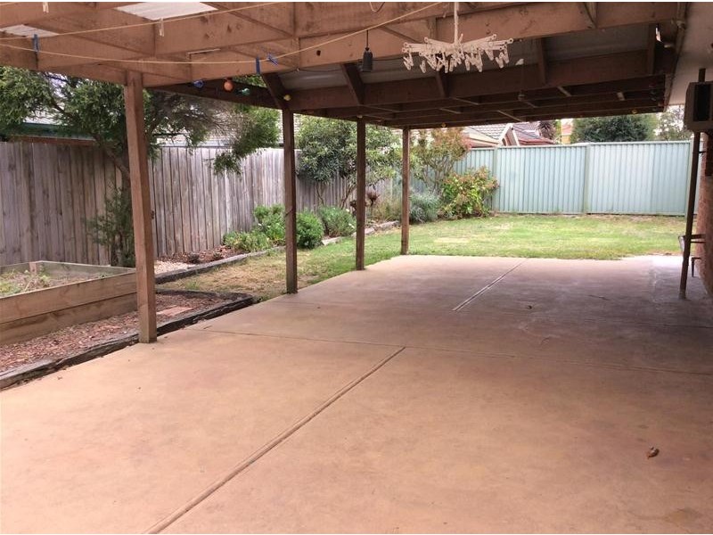 21 Pinnacle Way, Hampton Park VIC 3976