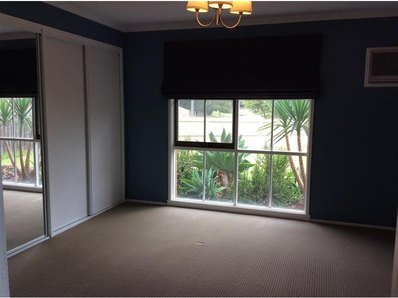 21 Pinnacle Way, Hampton Park VIC 3976