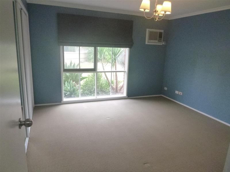 21 Pinnacle Way, Hampton Park VIC 3976