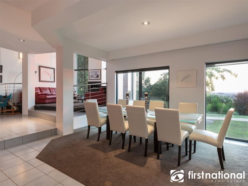 15 Caravelle Court, Berwick VIC 3806