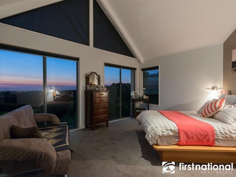 15 Caravelle Court, Berwick VIC 3806