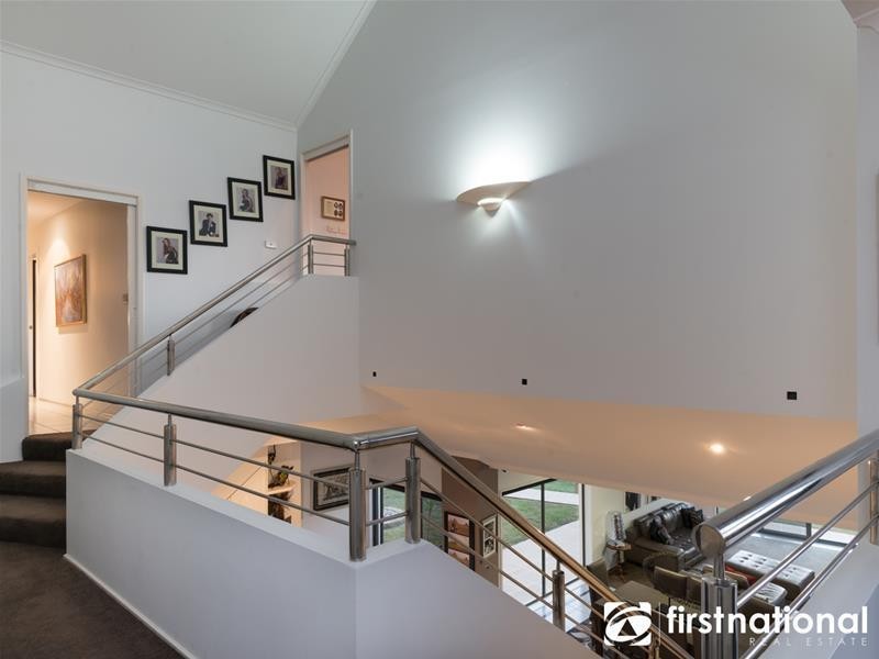 15 Caravelle Court, Berwick VIC 3806