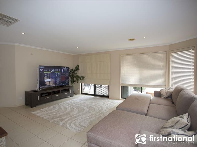 10 Barwon Drive, Pakenham VIC 3810