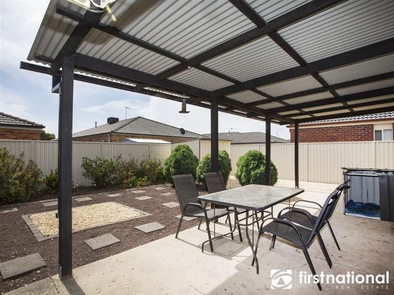 10 Barwon Drive, Pakenham VIC 3810