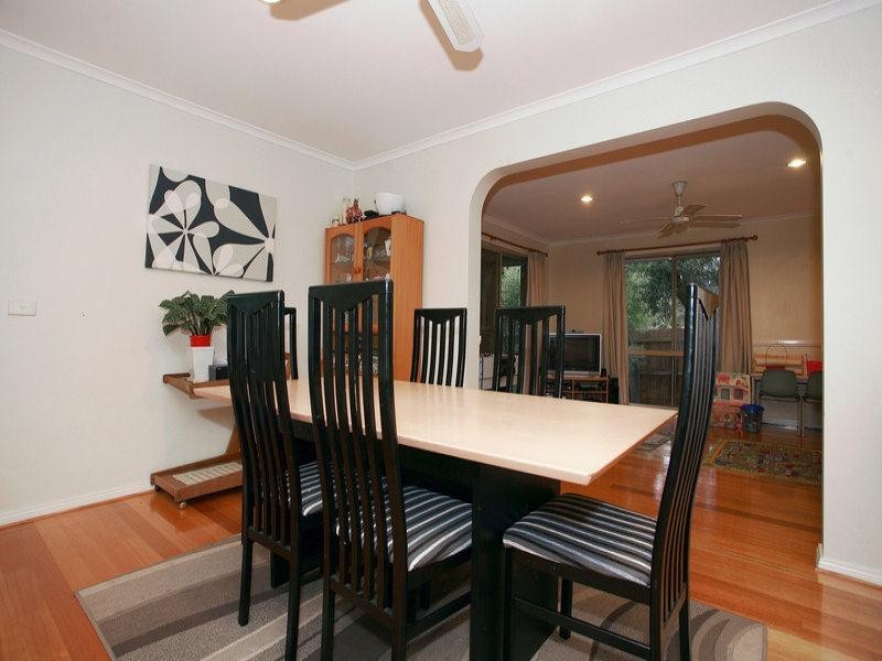 24 Fleetwood Drive, Narre Warren VIC 3805