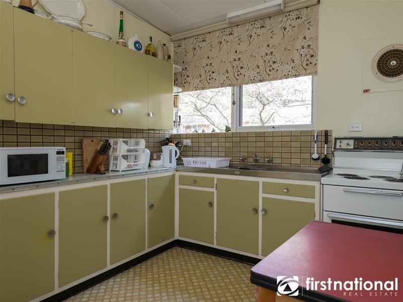 8 Rutland Road, Berwick VIC 3806