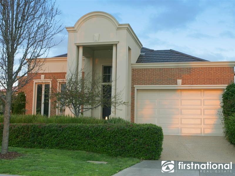 10 Rosemary Court, Berwick VIC 3806