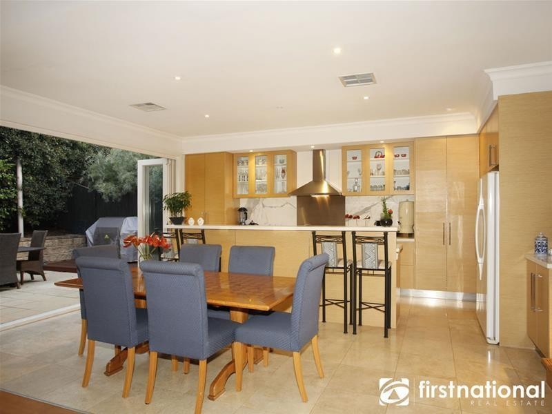 10 Rosemary Court, Berwick VIC 3806