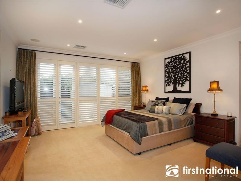 10 Rosemary Court, Berwick VIC 3806