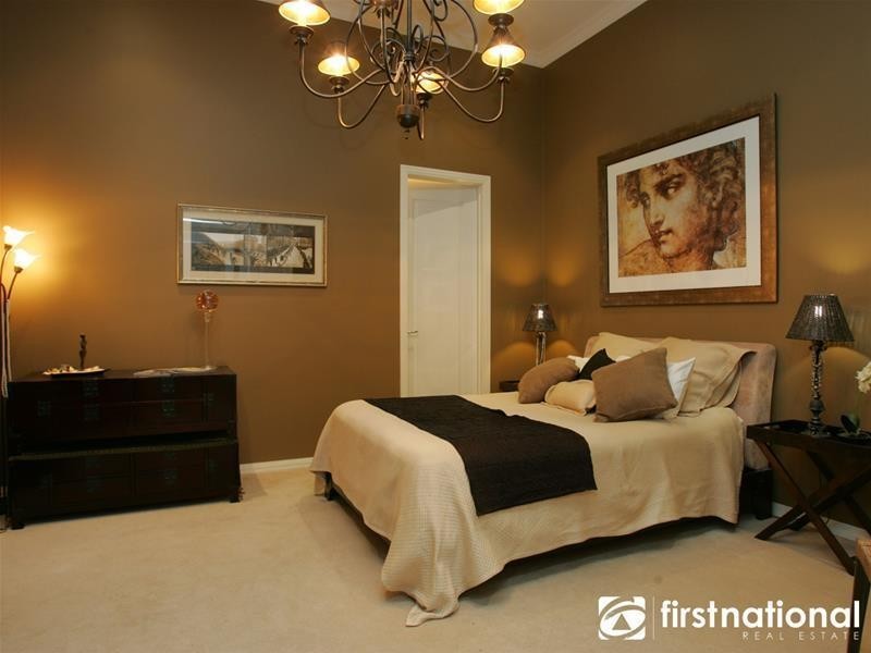 10 Rosemary Court, Berwick VIC 3806