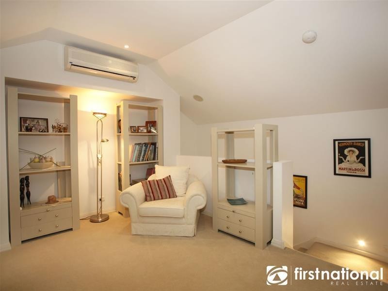 10 Rosemary Court, Berwick VIC 3806