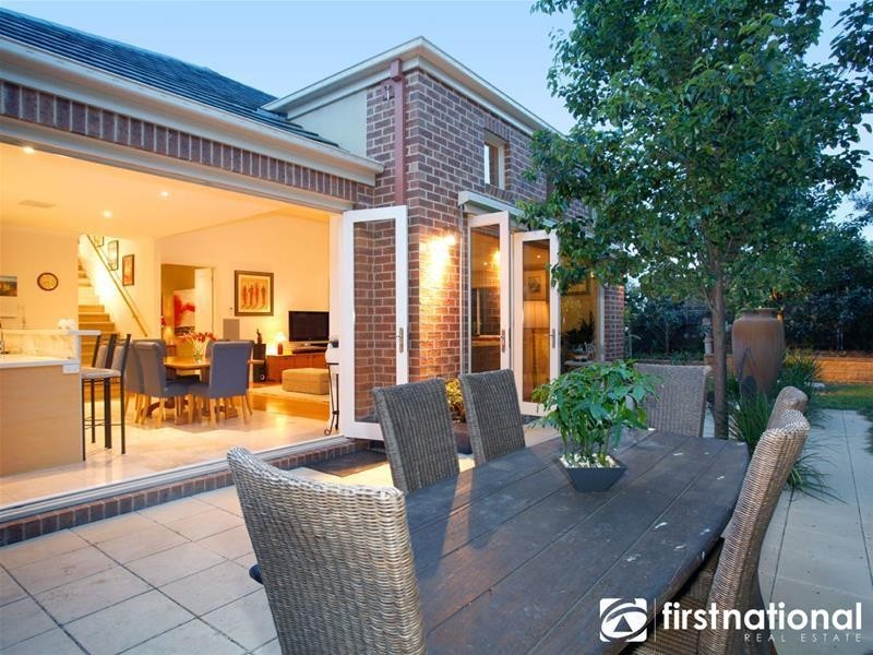 10 Rosemary Court, Berwick VIC 3806