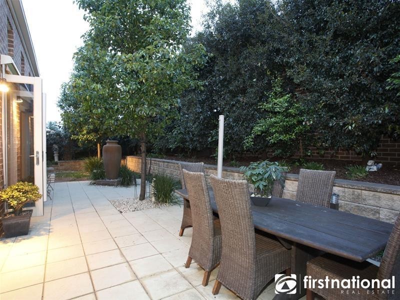 10 Rosemary Court, Berwick VIC 3806