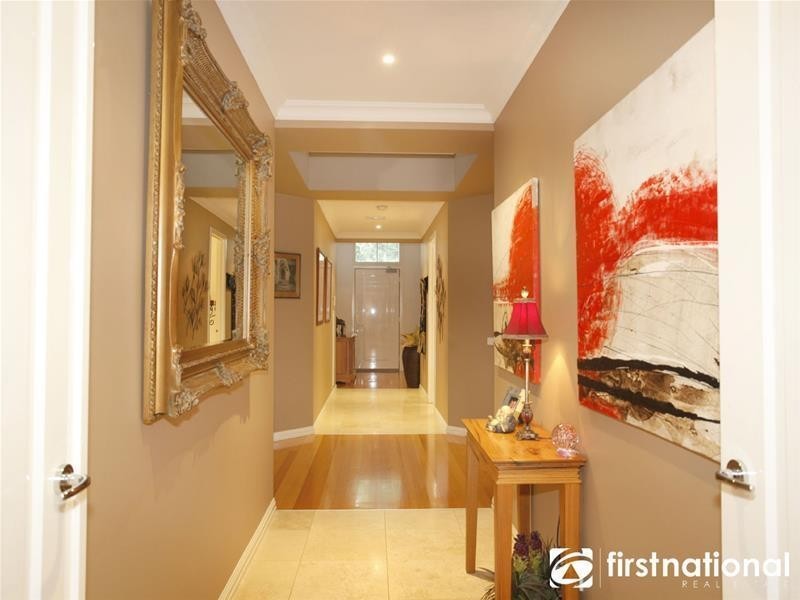 10 Rosemary Court, Berwick VIC 3806