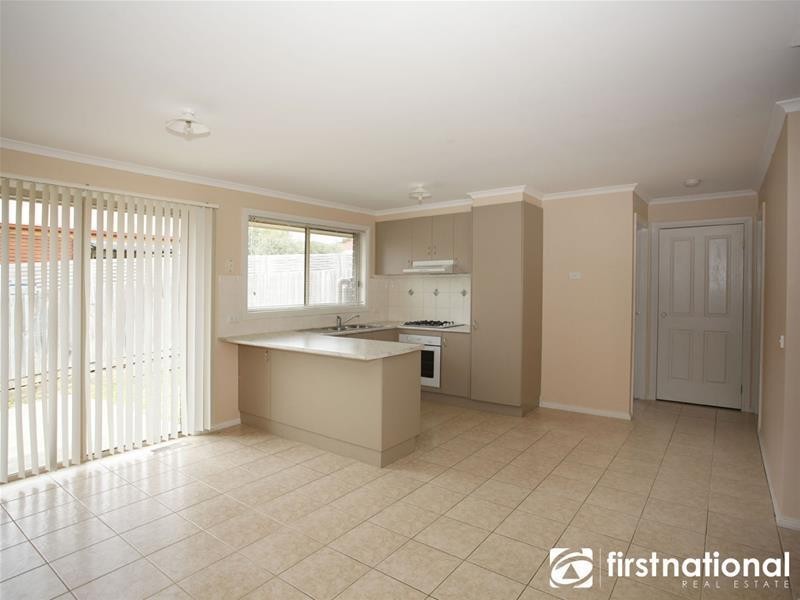 31 Riviera Drive, Pakenham VIC 3810