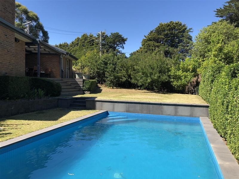 5 Mary Court, Berwick VIC 3806