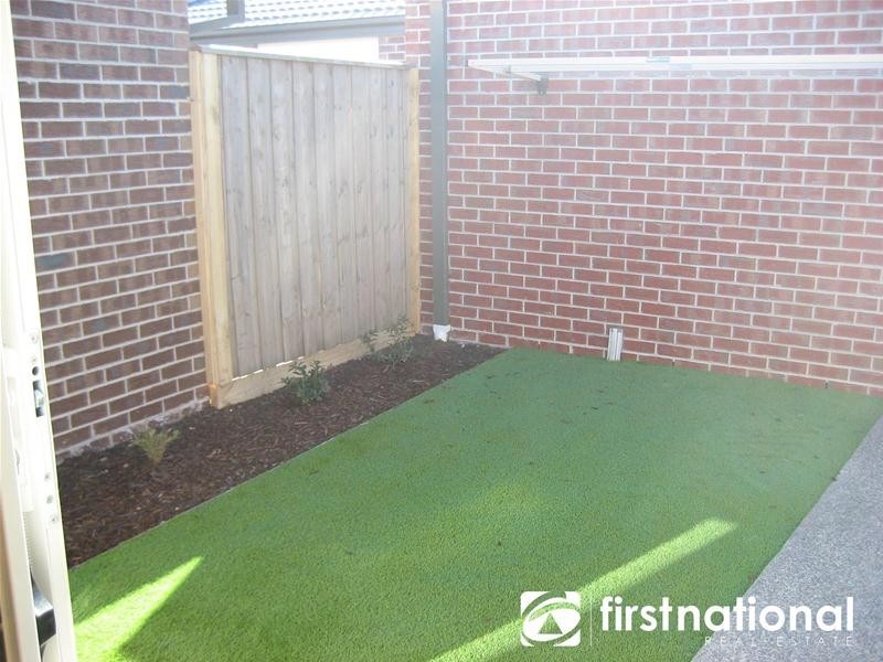 9 Turquoise Walk, Officer VIC 3809