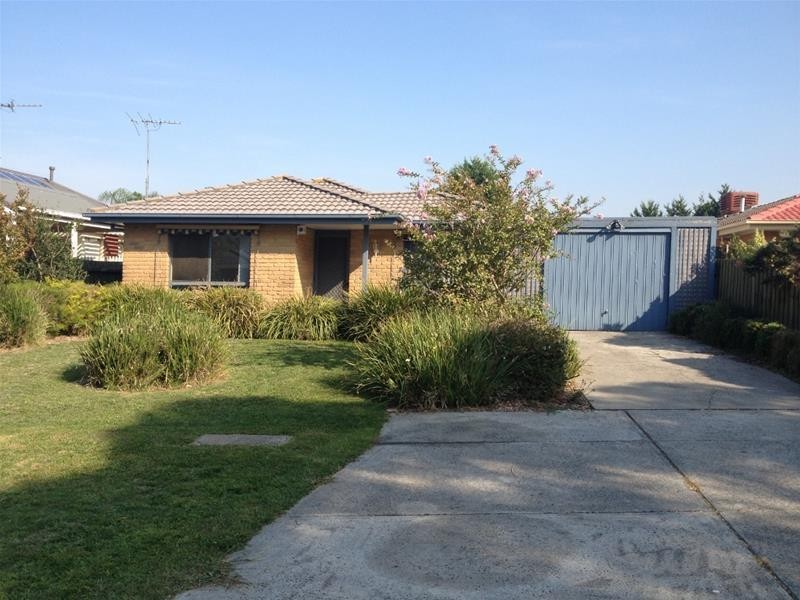 15 Emma Court, Berwick VIC 3806