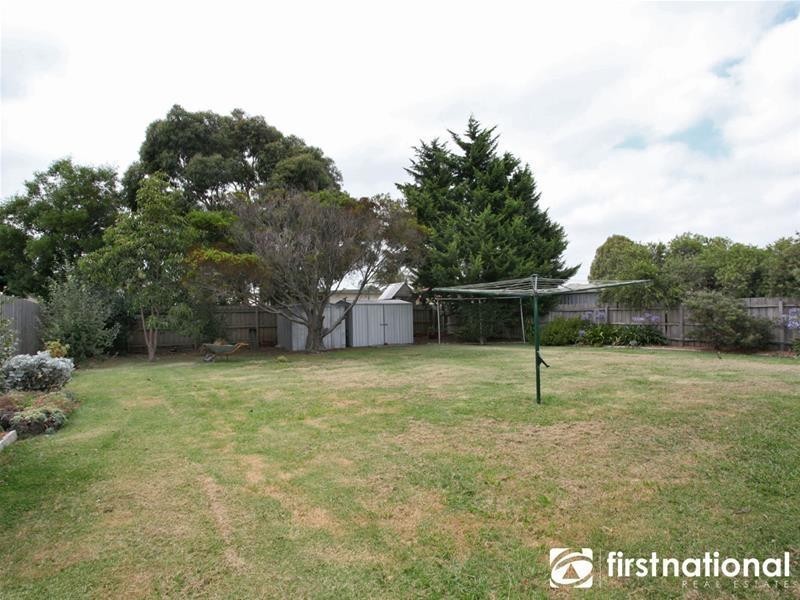 43 Kingston  Avenue, Pakenham VIC 3810