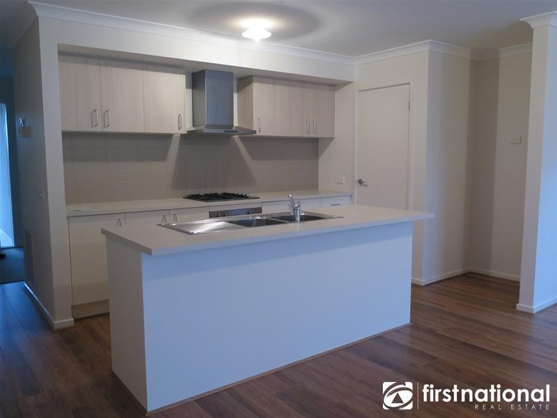 39 Heathcote Grove, Officer VIC 3809