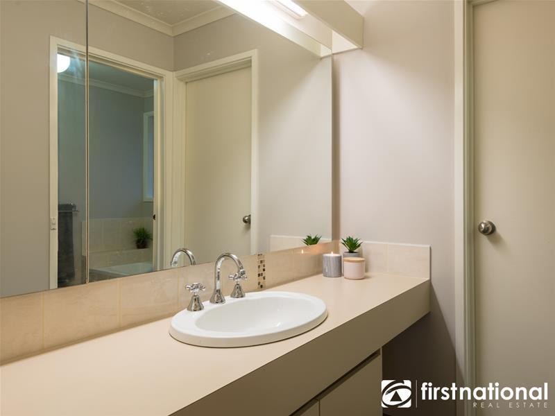 80 Mansfield Street, Berwick VIC 3806