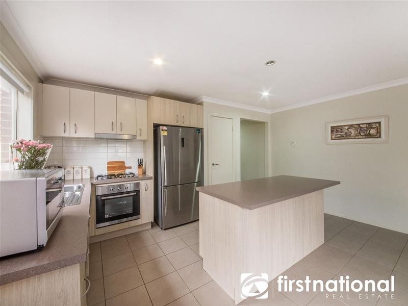6 Turnbridge Road, Officer VIC 3809