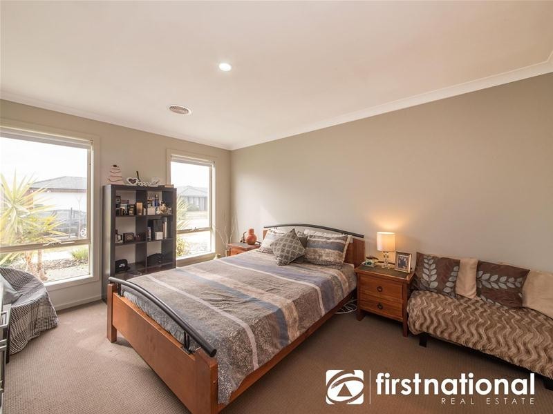 6 Turnbridge Road, Officer VIC 3809