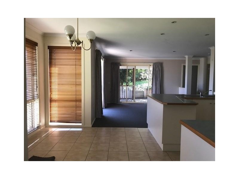 5 Aberdeen Heights, Pakenham VIC 3810