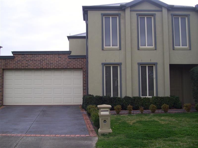 17 The Strand, Narre Warren South VIC 3805