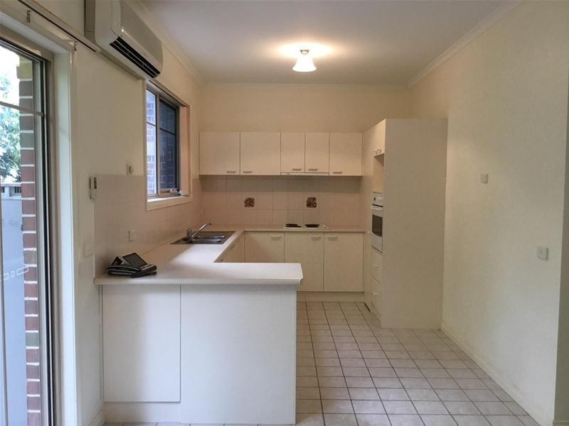 11/21-25 Parkhill Drive, Berwick VIC 3806