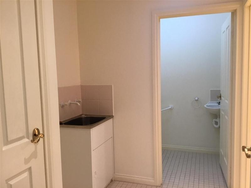 11/21-25 Parkhill Drive, Berwick VIC 3806