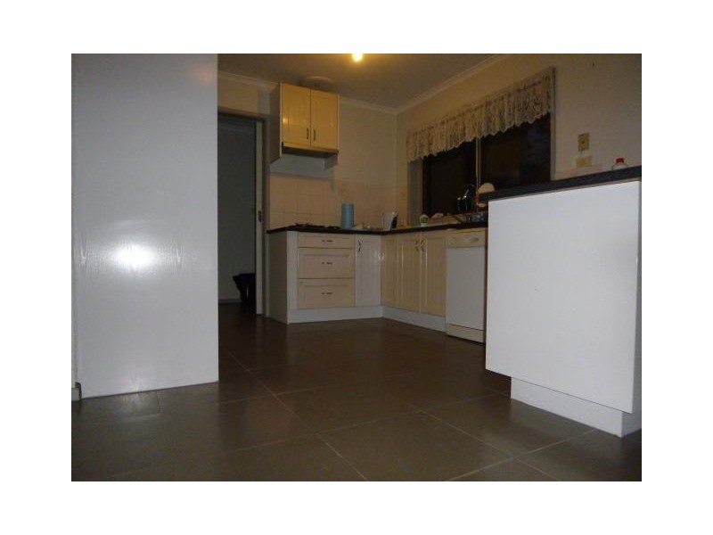 95 Fleetwood Drive, Narre Warren VIC 3805