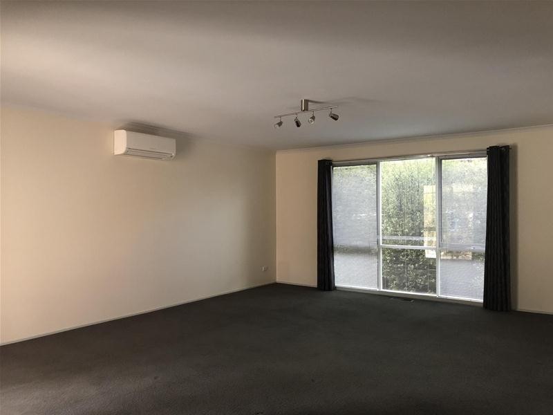 2/2-3 Camley Court, Berwick VIC 3806