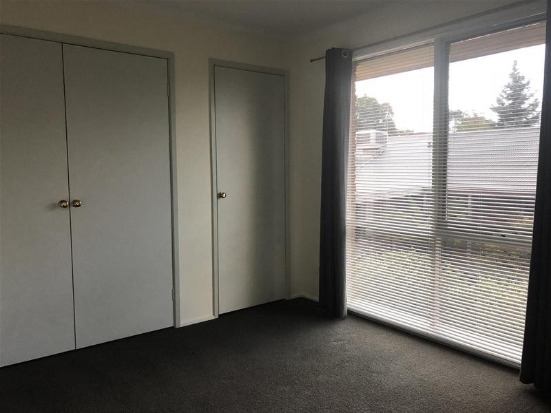 2/2-3 Camley Court, Berwick VIC 3806