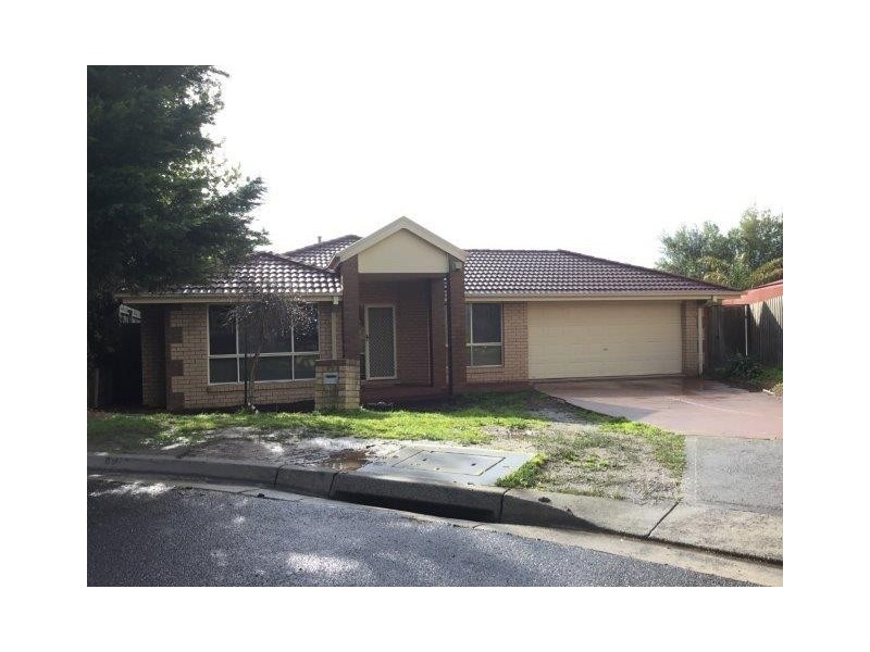 14 Hillrise Close, Narre Warren South VIC 3805