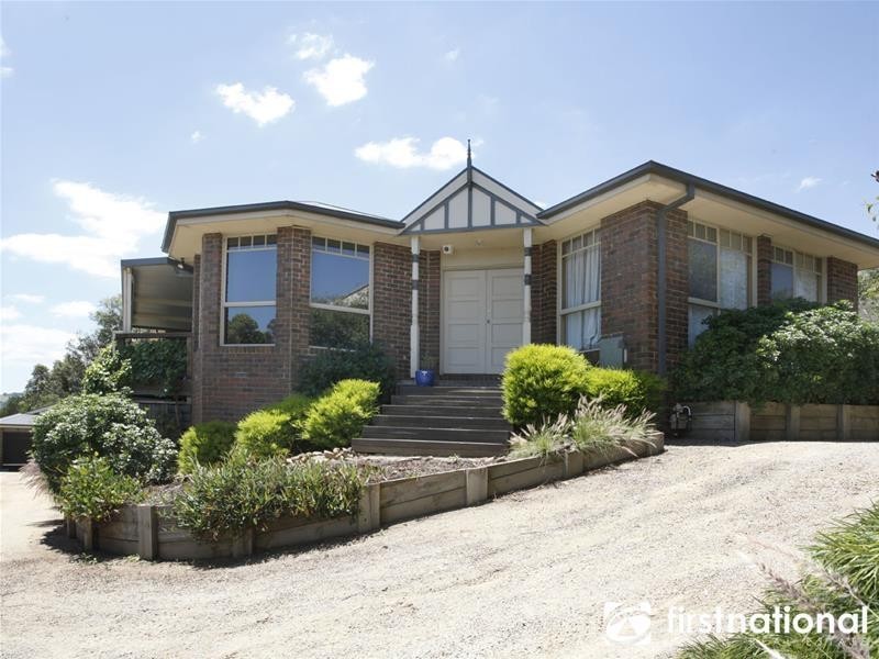 53 Highland Drive, Pakenham VIC 3810