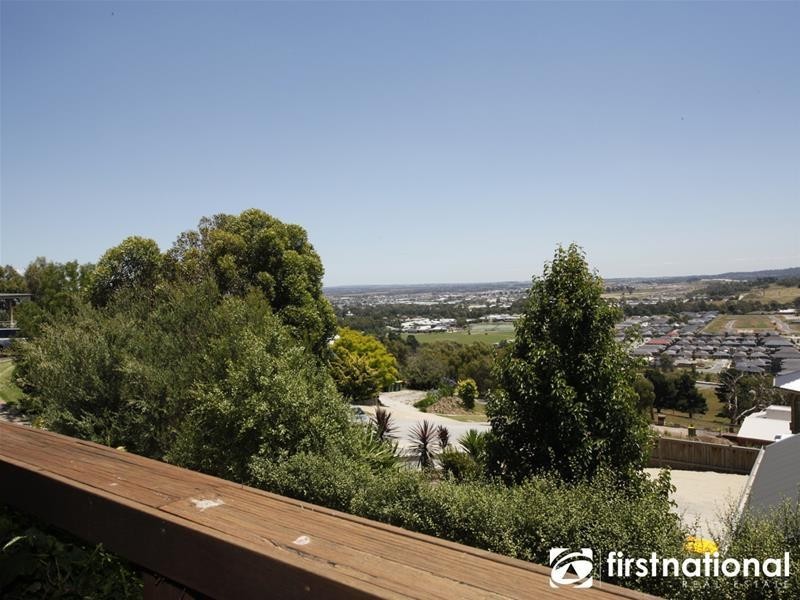 53 Highland Drive, Pakenham VIC 3810