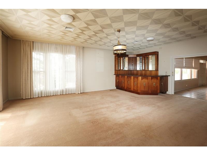 110 Clyde Five Ways Road, Clyde VIC 3978