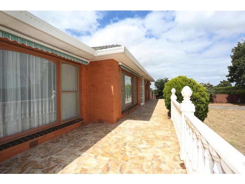 110 Clyde Five Ways Road, Clyde VIC 3978