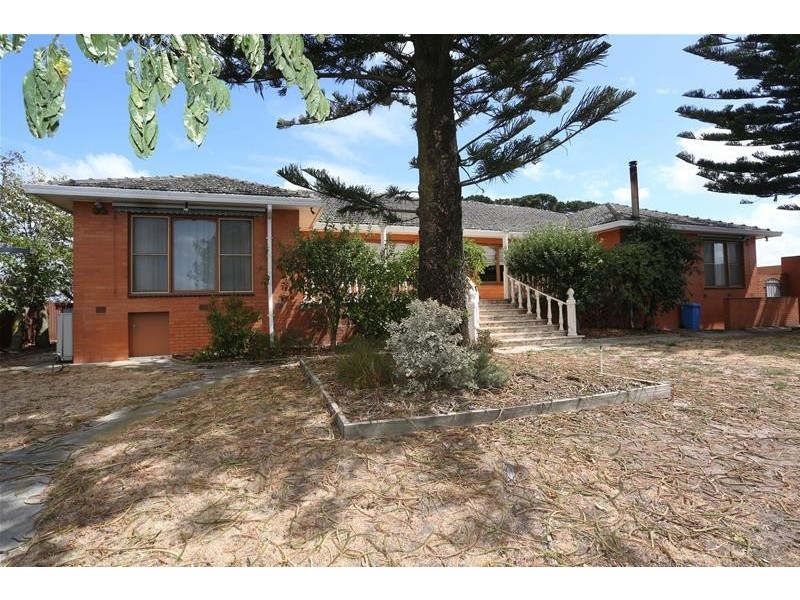 110 Clyde Five Ways Road, Clyde VIC 3978