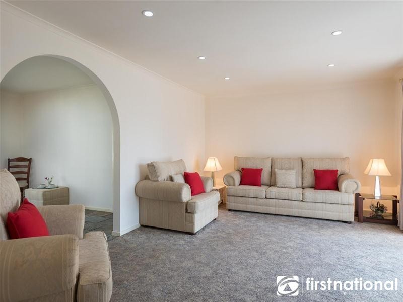 1 Hood Court, Berwick VIC 3806